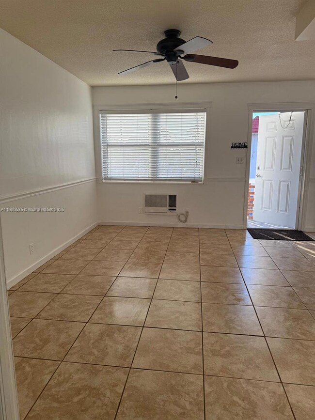 22 SE 3rd Terrace unit 18, Dania, FL 33004 - photo 7