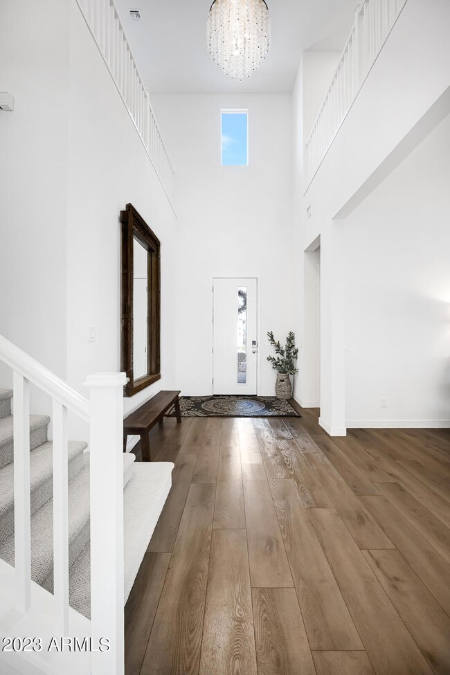 1123 E Paseo Way-9