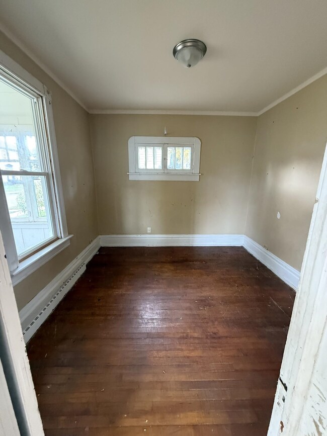 417 3rd St E, Ashland, WI 54806 - photo 4