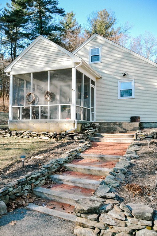 140 Brook St, Hudson, MA 01749 - photo 2