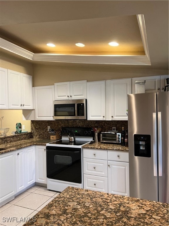 4060 Ice Castle Way unit 10, Naples, FL 34112 - photo 3