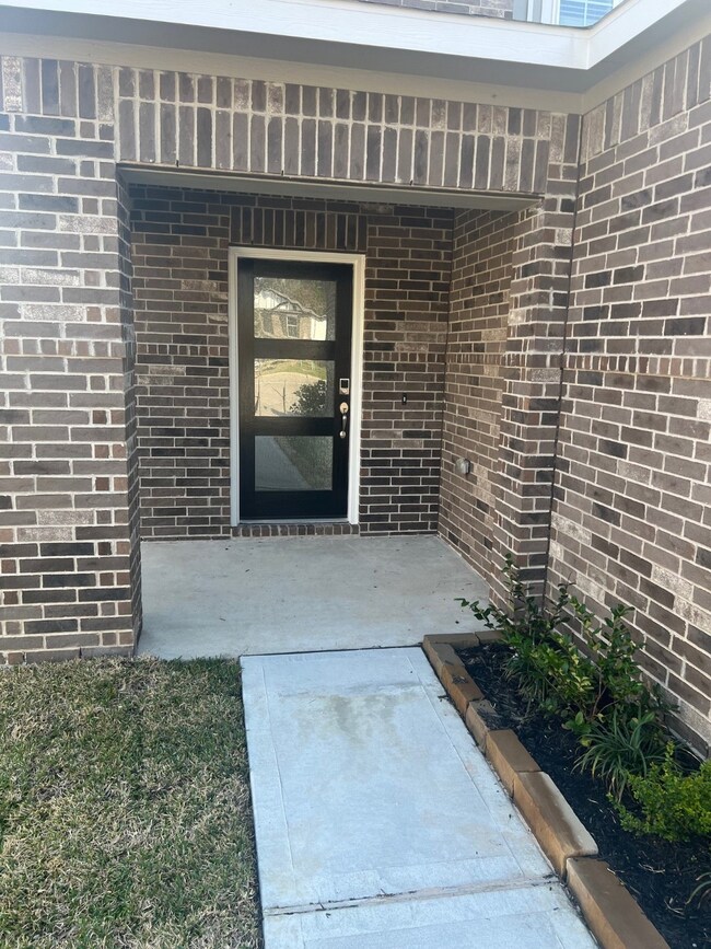 114 Resilient Gale, Magnolia, TX 77354 - photo 2