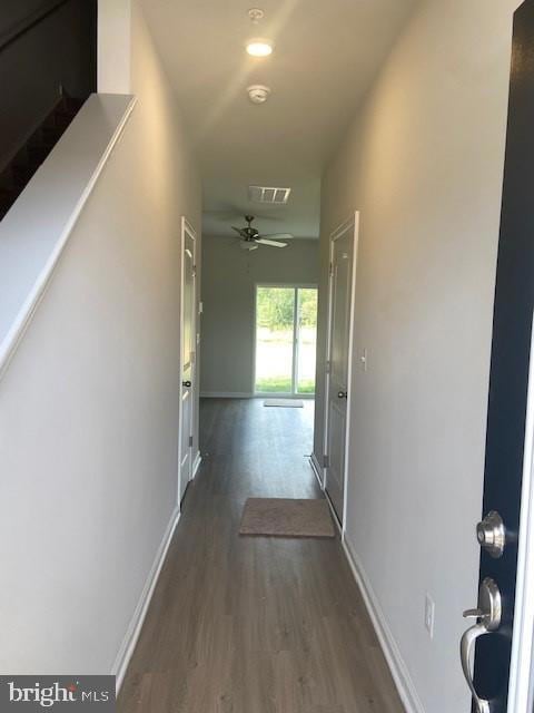 8169 Bartholomew Ct, Baltimore, MD 21206 - photo 3