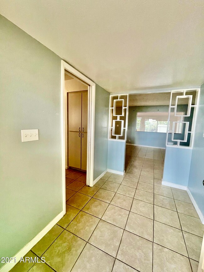 5522 E Colby St, Mesa, AZ 85205 - photo 7