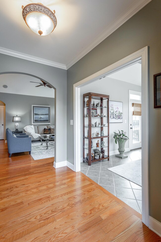 9515 Collier Pl. HD-2