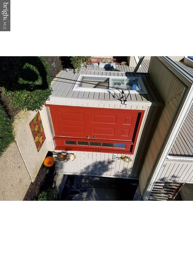 406 Firethorne Ct unit 406, Sewell, NJ 08080 - photo 2