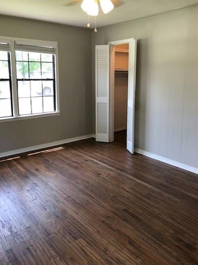 Primary Bedroom Ensuite with full bath