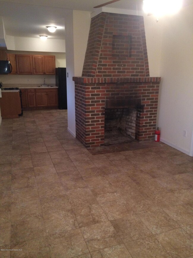 201 Pine St, Union Beach, NJ 07735 - photo 4