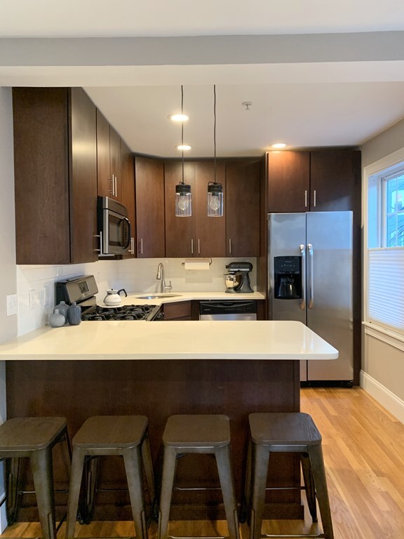 200 W 8th St unit 2, Boston, MA 02127 - photo 4