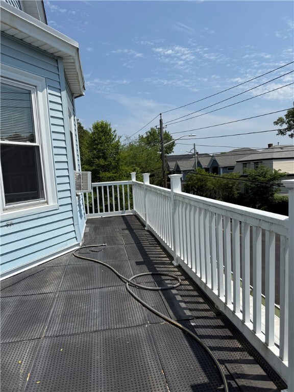 856 Hope St unit 2, Providence, RI 02906 - photo 4