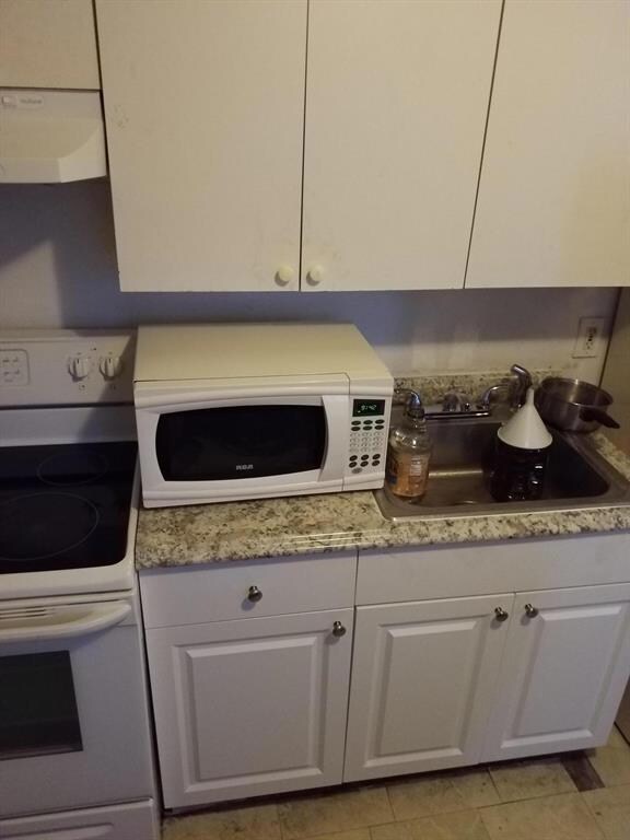 3017 Windsor Ave unit 1, West Palm Beach, FL 33407 - photo 4