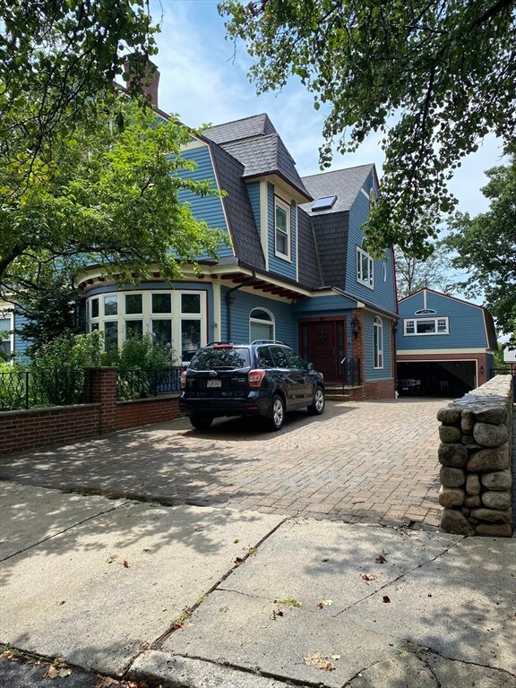 10 Summit Ave unit 1, Somerville, MA 02143 - photo 2