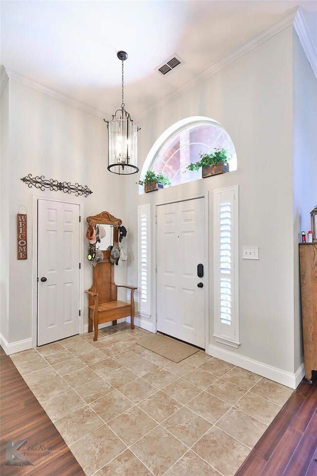 7809 Saddle Creek Rd, Abilene, TX 79602 - photo 5