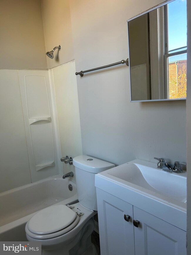 1415 W Baltimore St unit 3, Baltimore, MD 21223 - photo 6