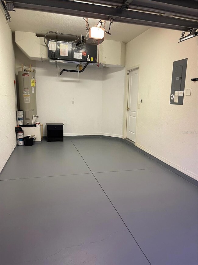 1039 Andrew Aviles Cir, Tampa, FL 33619 - photo 2