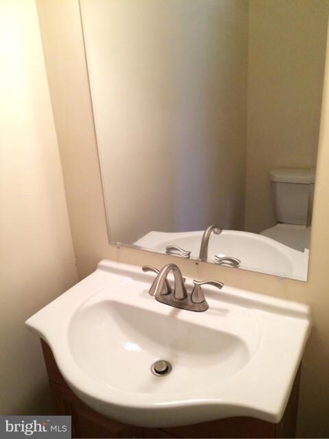 8601 Village Way unit 78601, Alexandria, VA 22309 - photo 5