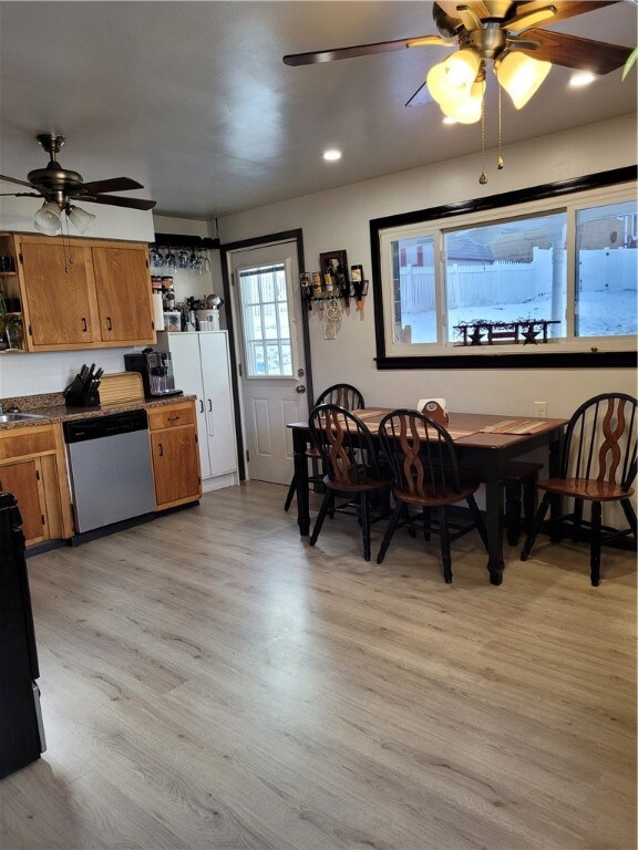 1020 Wallace St, Vandergrift, PA 15690 - photo 5