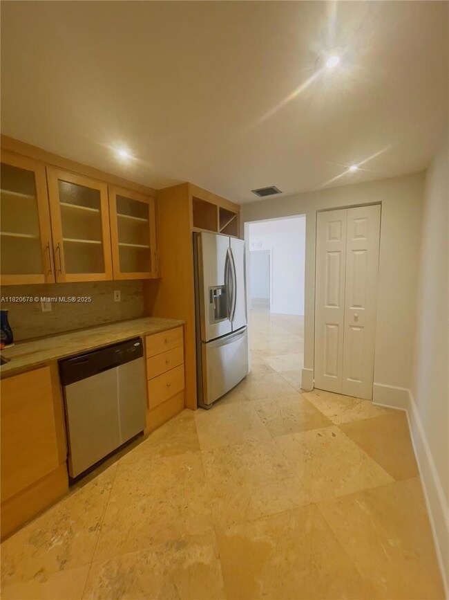 Palm Bay Yacht Club Condo unit 1507, Miami, FL 33138 - photo 6
