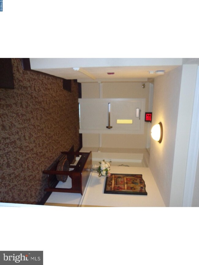 Kingsbury Condominiums unit 101, Malvern, PA 19355 - photo 2