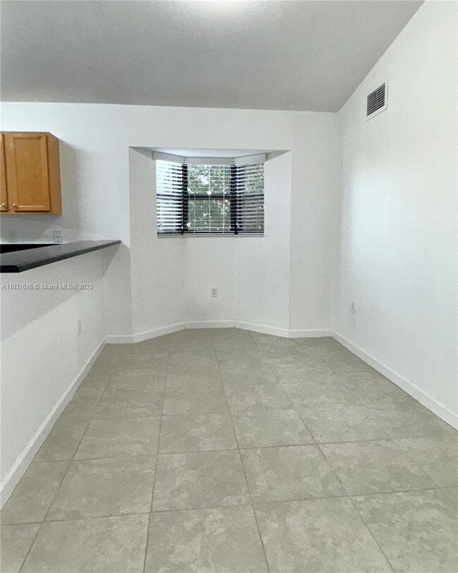 22441 SW 88th Place unit 2015, Cutler Bay, FL 33190 - photo 6
