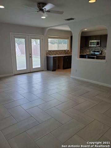 11424 Pine Mesa Dr, San Antonio, TX 78245 - photo 5