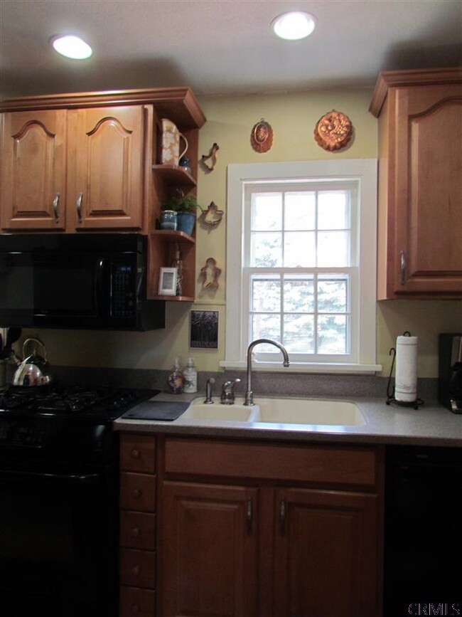 3 Sunset Blvd, Rensselaer, NY 12144 - photo 7