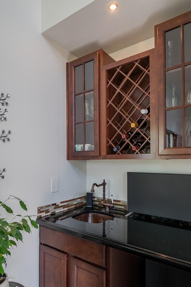 Living Room Bar Area