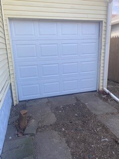 2411 Jackson St, Anderson, IN 46016 - photo 4