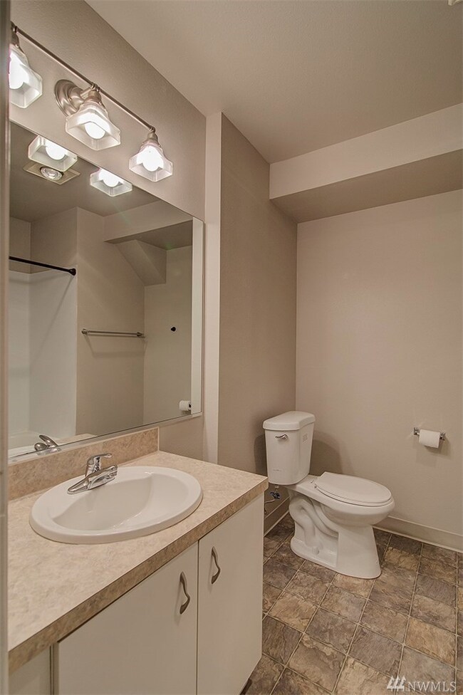 5300 Harbour Pointe Blvd unit C-306, Mukilteo, WA 98275 - photo 7