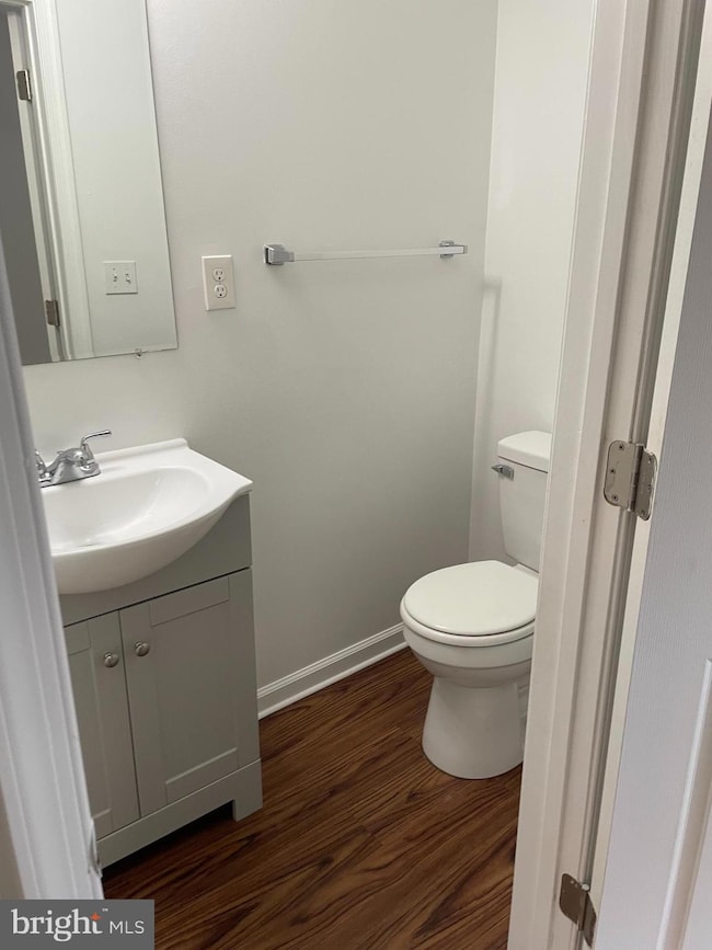 110 Scott St, Baltimore, MD 21201 - photo 4