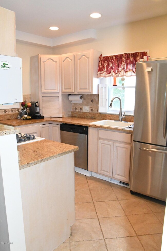 Kitchen.1