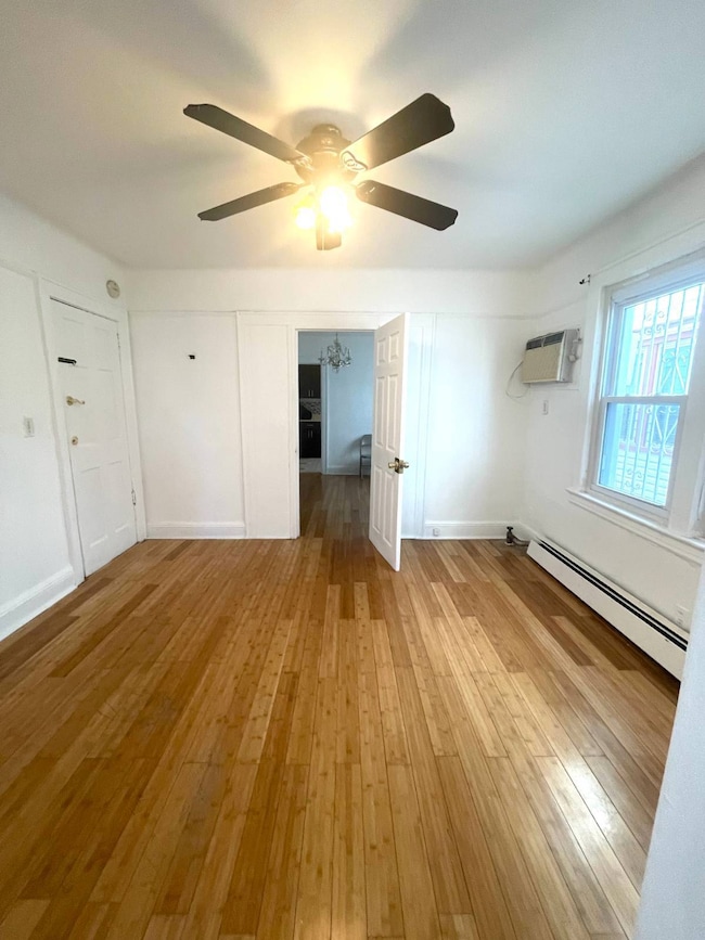 91-26 183rd St, Hollis, NY 11423 - photo 5