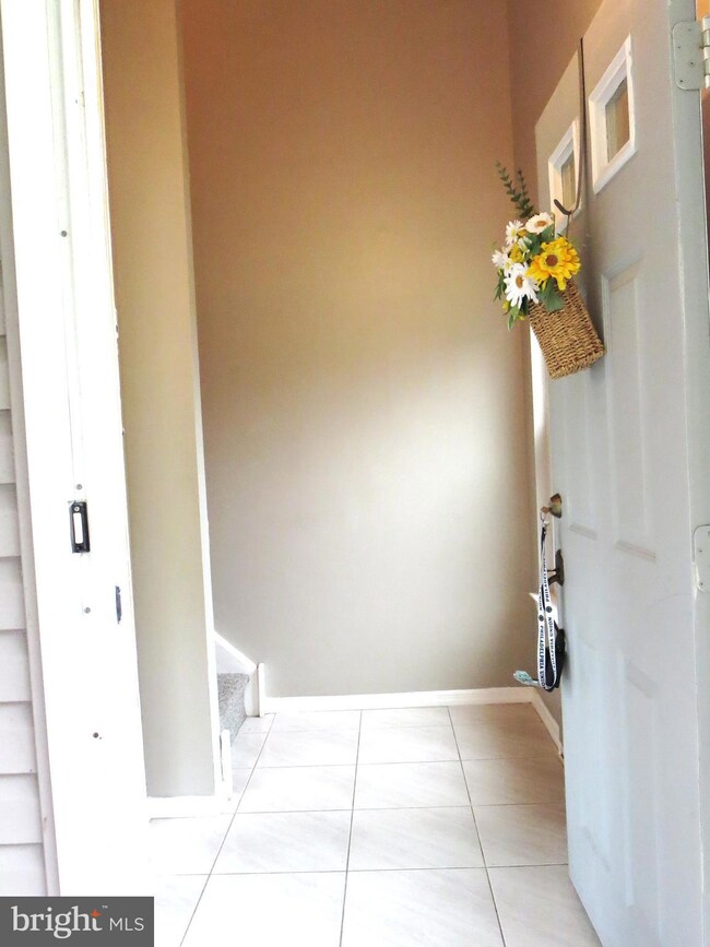 39017 Bennett Place unit 10, Southampton, PA 18966 - photo 4