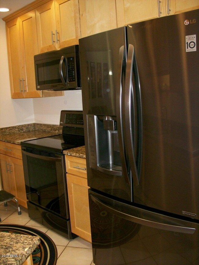 17014 N 107th Ave, Sun City, AZ 85373 - photo 4