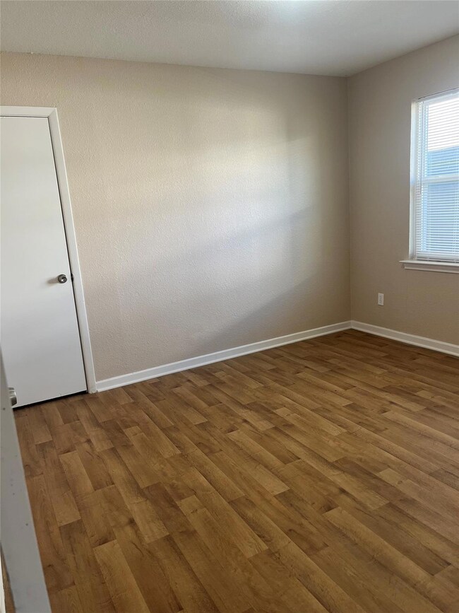 500 W Ward St, Decatur, TX 76234 - photo 5