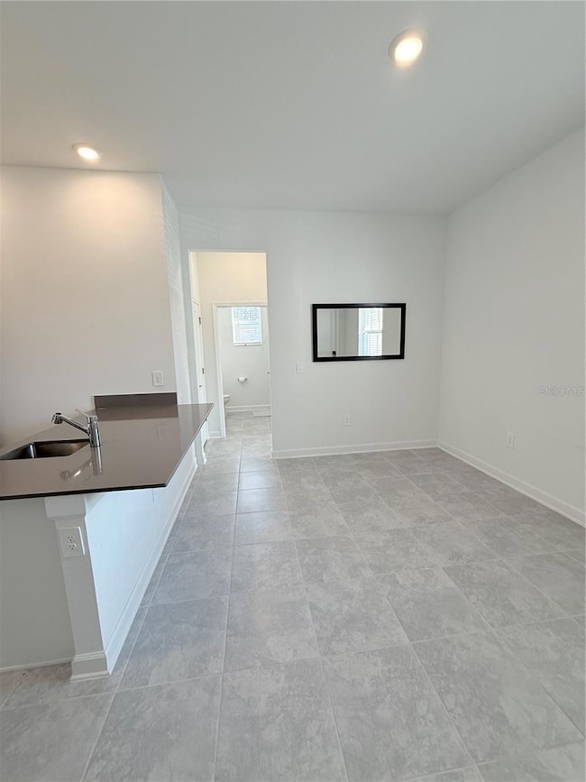 5011 Barnet Dr, Davenport, FL 33837 - photo 7