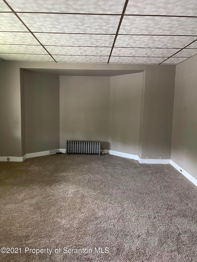 413 W Grove St, Scranton, PA 18510 - photo 7