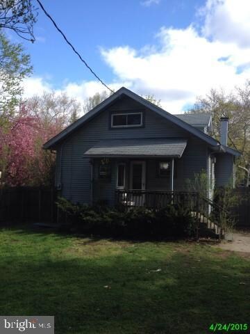 905 Highland Ave, Palmyra, NJ 08065 - photo 2