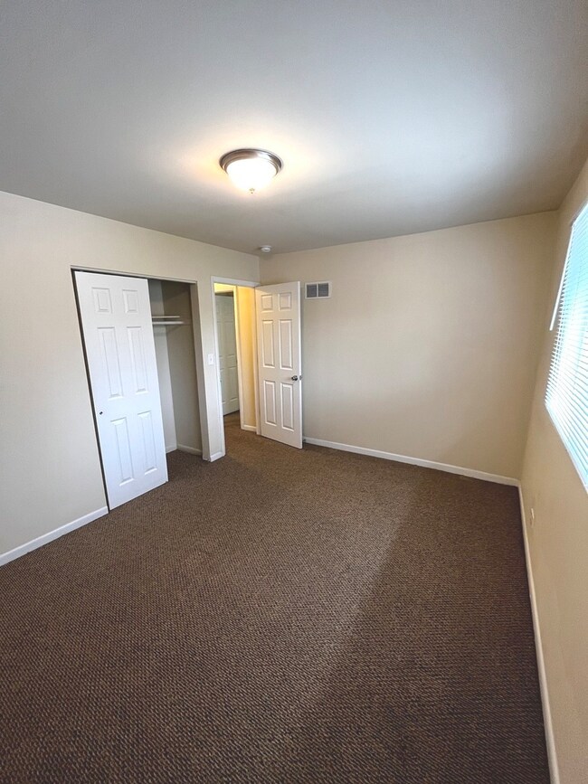 18013 Olympia Dr, Country Club Hills, IL 60478 - photo 7