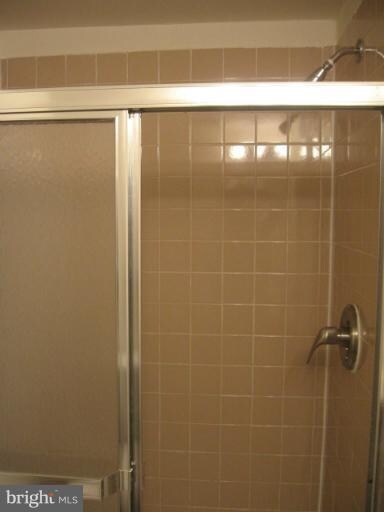 11611 Stoneview Square unit 70/22C, Reston, VA 20191 - photo 5