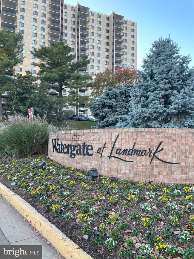 203 Yoakum Pkwy unit 1807, Alexandria, VA 22304 - photo 2