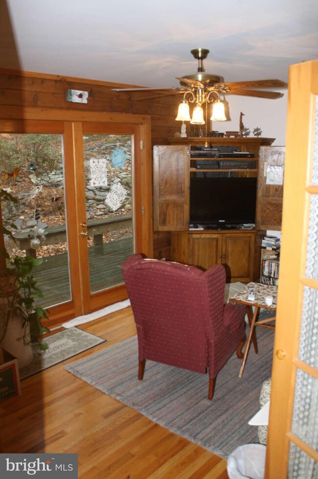 1311 Hoffmaster Rd, Knoxville, MD 21758 - photo 6