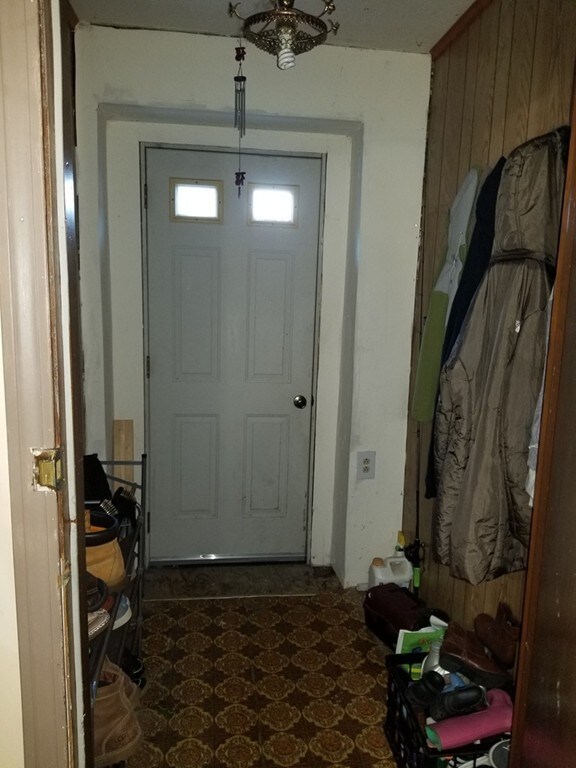 627 Grinnell St, Fall River, MA 02721 - photo 3