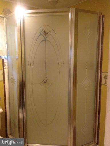 7002 Valley Park Rd, Capitol Heights, MD 20743 - photo 3