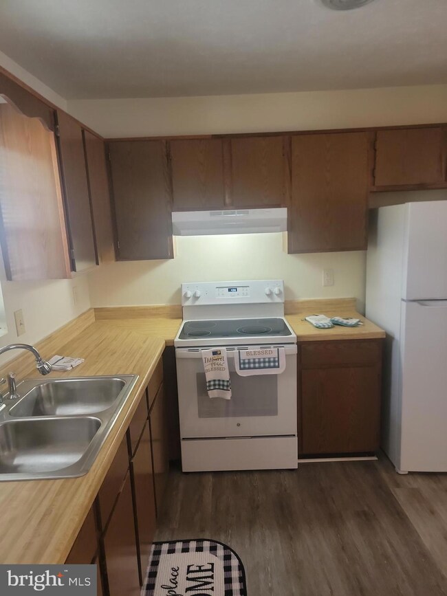 311 Nottoway Dr, Stephens City, VA 22655 - photo 6