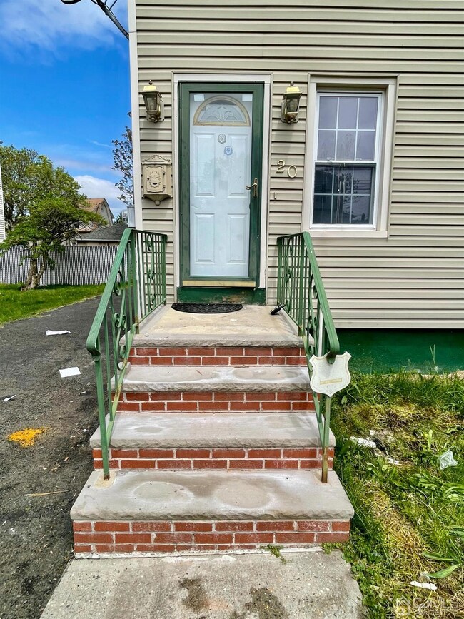 20 Lincoln Ave, Carteret, NJ 07008 - photo 3