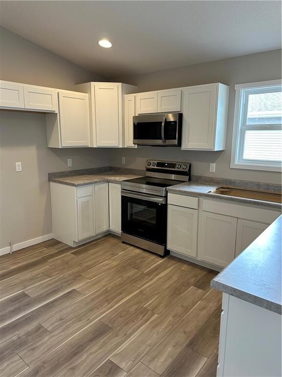 2327 SE 8th St, Des Moines, IA 50315 - photo 5