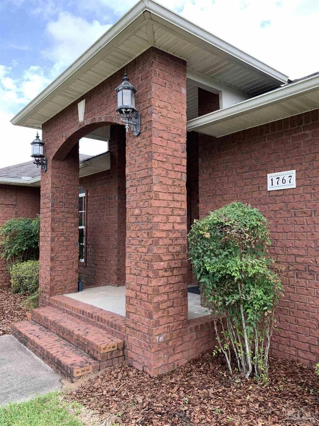 1767 Tillman Ln, Pensacola, FL 32526 - photo 5