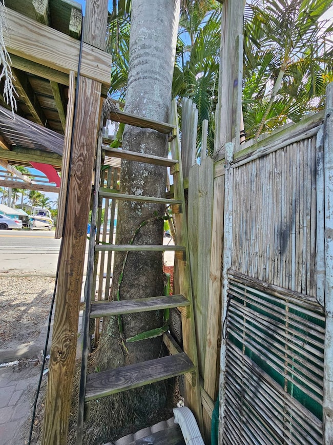 4500 Pine Island Rd NW unit 39, Matlacha, FL 33993 - photo 5