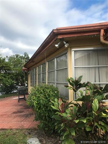 7101 NW 77th St, Tamarac, FL 33321 - photo 4